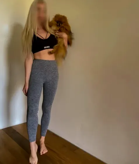 Amira, 24