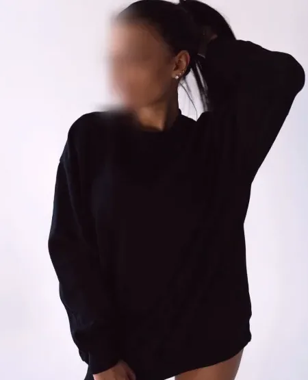 Aya, 29