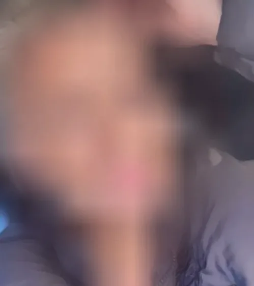 Charlotte, 32