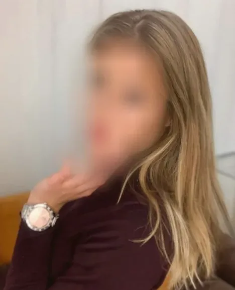 Ellie, 21