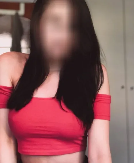 Josefine, 32