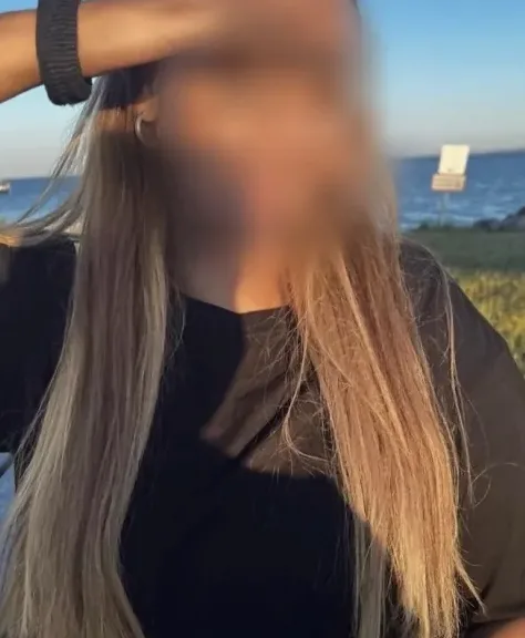 Louise, 20