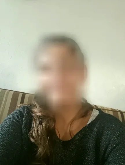 Nadia, 25